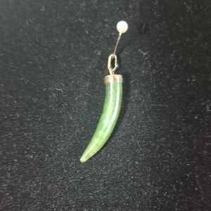 Vintage Green Horn Necklace with Gold and Pearl